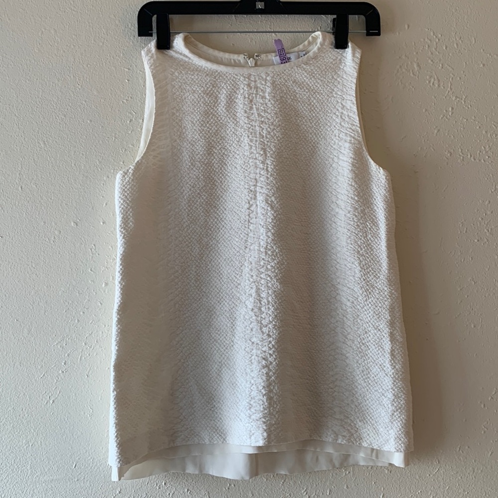 Vince 100% silk top